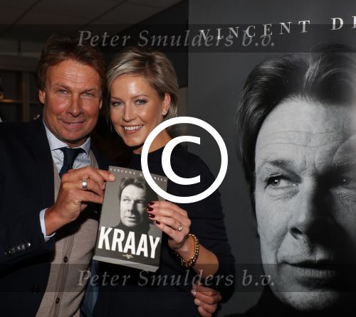 Lienden, 25 Oktober 2016
Boekuitreiking Hans Kraay Jr.
Hans Kraay Jr. Sofie Kraay