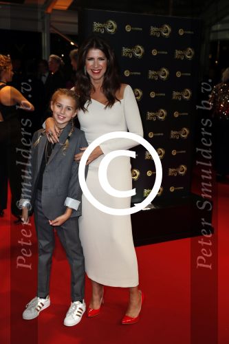 Amsterdam 13 oktober 2016
Televizierring 2016 in de heineken music Hall.
Isa Hoes met dochter