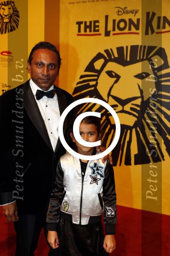 Scheveningen 30 oktober 2016
Premiere the lion king in het circustheater. Jerry Rustveld met dochter