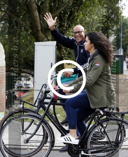 Amsterdam 8 oktober 2016 
Jimmy Geduld met zijn dochter op de fiets