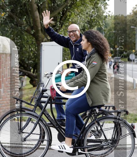 Amsterdam 8 oktober 2016 
Jimmy Geduld met zijn dochter op de fiets