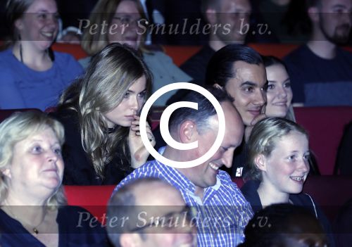 Rotterdam 16 oktober 2016
Premiere Jandino Asporaat met van je familie moet je het hebben in het oude Luxor. Timor Steffens met vriendin Joelle Witschge