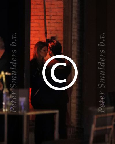 Halfweg 27 oktober 2016
Life after football LAF gala in the sugarfactory. Joelle Witschge met haar ouders Richard en Lia. Ook vriend Timor Steffens was erbij