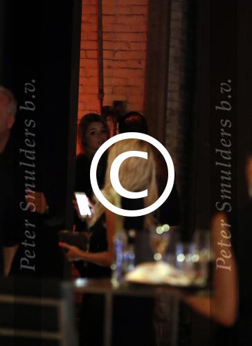 Halfweg 27 oktober 2016
Life after football LAF gala in the sugarfactory. Joelle Witschge met haar ouders Richard en Lia. Ook vriend Timor Steffens was erbij