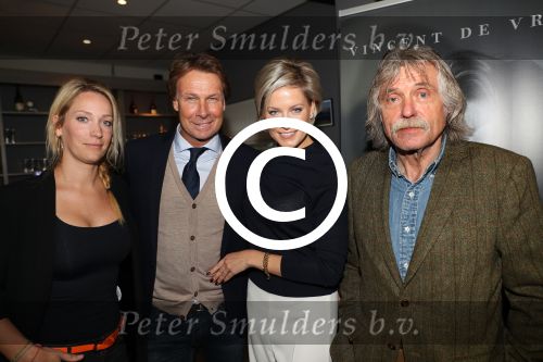 Lienden, 25 Oktober 2016
Boekuitreiking Hans Kraay Jr.
Johan Derksen Helene Hendriks en Hans Kraay Jr. Sofie Hraay