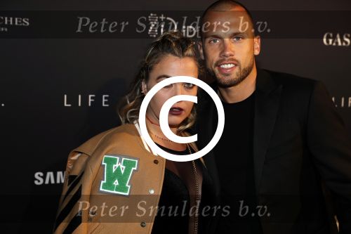 Halfweg 27 oktober 2016
Life after football LAF gala in the sugarfactory. Johnny Heitinga met zijn vroiuw Charlotte Sophie