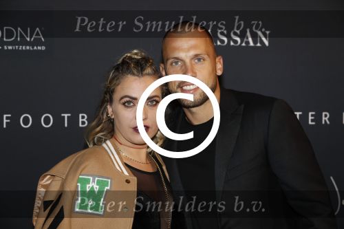 Halfweg 27 oktober 2016
Life after football LAF gala in the sugarfactory. Johnny Heitinga met zijn vroiuw Charlotte Sophie