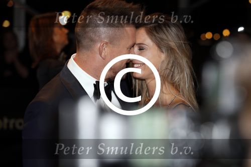 Amsterdam 13 oktober 2016
Televizierring 2016 in de heineken music Hall. Johnny de Mol met zijn vriendin Anouk v Schie