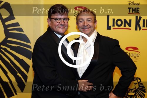 Scheveningen 30 oktober 2016
Premiere the lion king in het circustheater. Jon v Eerd met partner