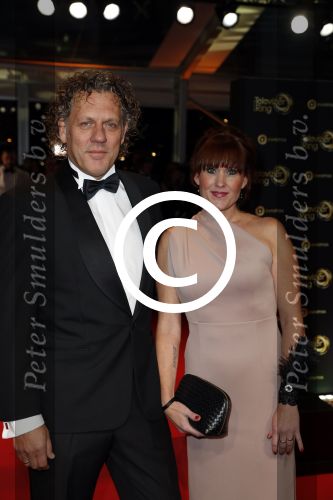 Amsterdam 13 oktober 2016
Televizierring 2016 in de heineken music Hall. Kees van der Spek en partner