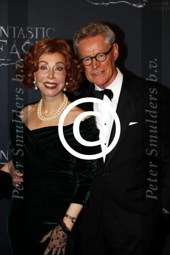Amsterdam 15 november 2016
Premiere Fantastic beasts in Tuschinski. Marijke Helwegen met man Harrie