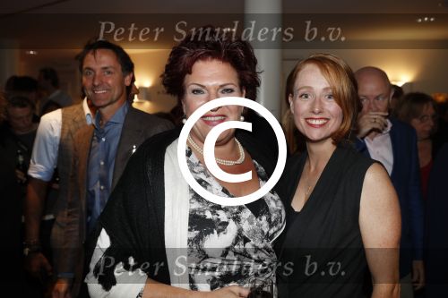 Leiden 9 oktober 2016
PremiÃ¨re Indecent Proposal met Matteo v d Grijn Roos v Erkel en Chris tates. Marjolein Touw met ...