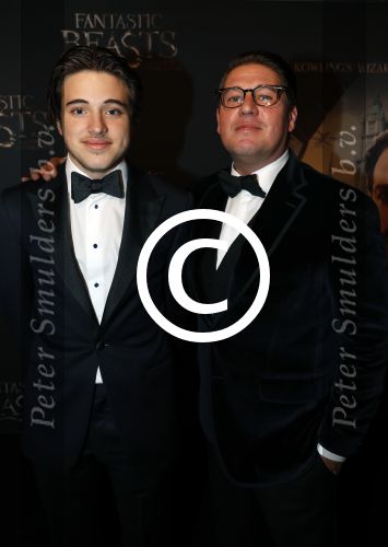 Amsterdam 15 november 2016
Premiere Fantastic beasts in Tuschinski. Martijn en Bickel Krabbe
