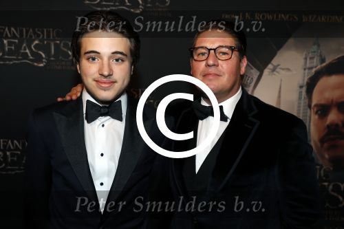Amsterdam 15 november 2016
Premiere Fantastic beasts in Tuschinski. Martijn en Bickel Krabbe
