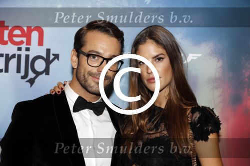 Amsterdam 24 oktober 2016
Premiere Hartenstrijd in Tuschinski. Miro Kloosterman met zijn nieuwe vriendin Laurie