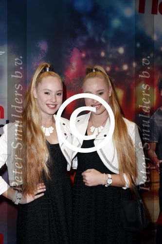 Amsterdam 24 oktober 2016
Premiere Hartenstrijd in Tuschinski. Mylene en Rosanne Baalewijn