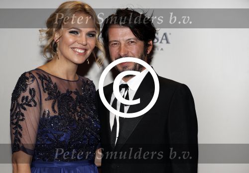 Amsterdam 14 november 2016
Premiere de zevende hemel in theater Carre Myrthe Mylius met haar vriend Sebastiaan