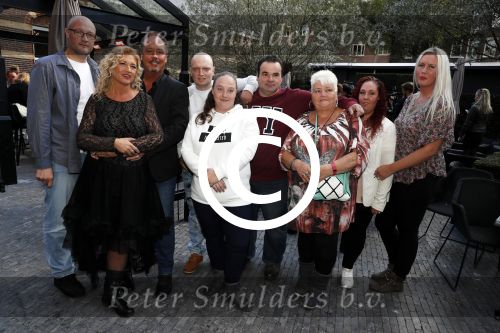 Amsterdam 10 oktober 2016
Perspresentatie SBS6 van diverse real life soaps en nieuwe programma\'s in het college hotel.
cast Oh Oh Obesitas