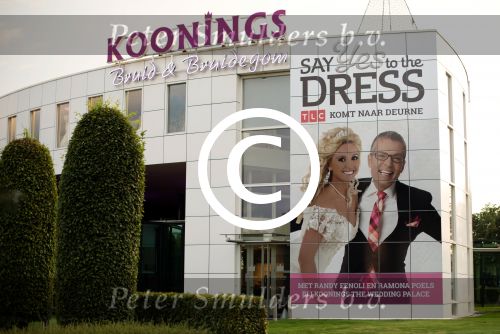 Deurne, 13 September 2016
Patricia Paay bij Bruidsmodehuis Koonings voor bruidsjurk