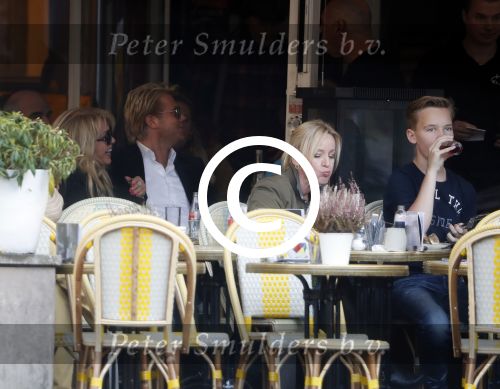Amsterdam 31 oktober 2016
Patricia Paay met haar vriend Robert Hinfelaar in Amsterdam zuid