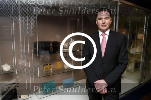Amsterdam 7 oktober 2016
Paul schulten opent  exposties van tassen Royals. van oa Prinses Juliana koningin Maxima Koningin Elisabeth en Prinses Gracia Monaco.