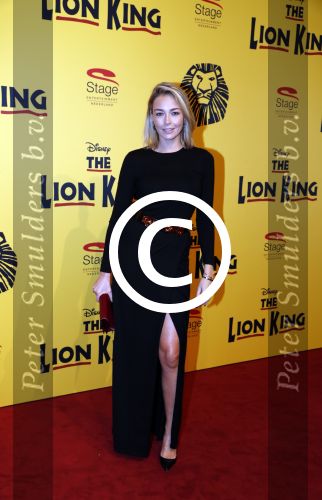 Scheveningen 30 oktober 2016
Premiere the lion king in het circustheater.
Winston Gerschtanowitz met renate Verbaan en hun kinderen