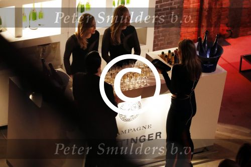 Halfweg 27 oktober 2016
Life after football LAF gala in the sugarfactory.
Richard Witschge en Joelle Witschge en Timor Steffens
