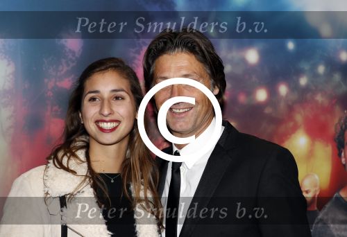 Amsterdam 24 oktober 2016
Premiere Hartenstrijd in Tuschinski. Rick Engelkes met dochter