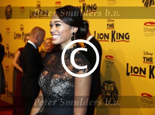 Scheveningen 30 oktober 2016
Premiere the lion king in het circustheater. Romy Monteiro met haar nieuwe vriend