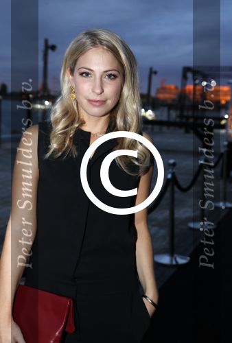 Amsterdam 8 oktober 2016
JFK Gala in the harbour club Amsterdam. Sarah Chronis met een vriendin Marit