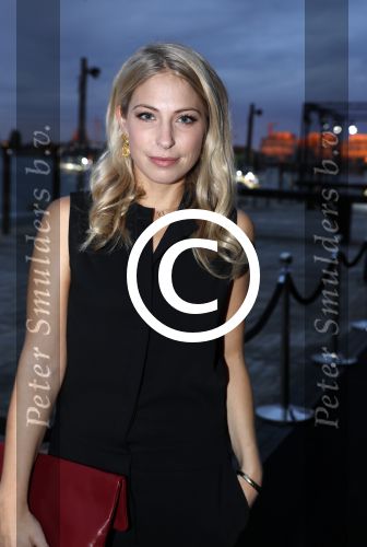 Amsterdam 8 oktober 2016
JFK Gala in the harbour club Amsterdam. Sarah Chronis met een vriendin Marit