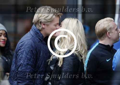 15 Oktober 2016 Thomas Berge met zijn nieuwe vriendin, zangeres Cassidy Roeks