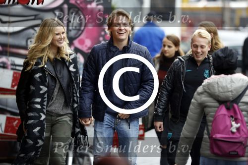 15 Oktober 2016 Thomas Berge met zijn nieuwe vriendin, zangeres Cassidy Roeks