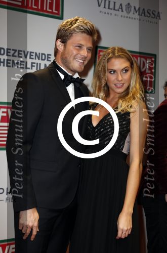 Amsterdam 14 november 2016
Premiere de zevende hemel in theater Carre. Tim Douwsma met vriendin Jessie Jazz Vuijk