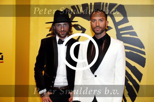 Scheveningen 30 oktober 2016
Premiere the lion king in het circustheater. Tommie Driessen met vriend