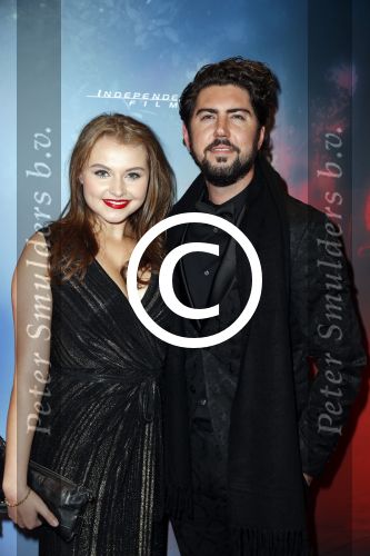 Amsterdam 24 oktober 2016
Premiere Hartenstrijd in Tuschinski. Lennart Timmerman en partner Vajen van den Bosch