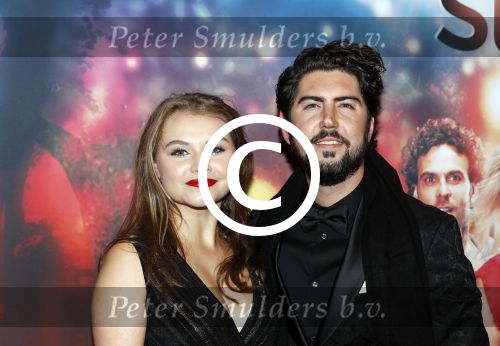 Amsterdam 24 oktober 2016
Premiere Hartenstrijd in Tuschinski. Lennart Timmerman en partner Vajen van den Bosch