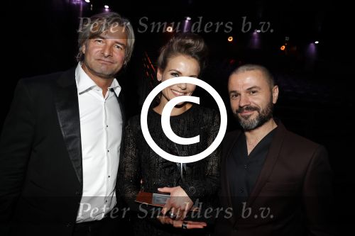 Amsterdam 13 oktober 2016
Televizierring 2016 in de heineken music Hall.
Victor Reinier en Angela Schijf met man