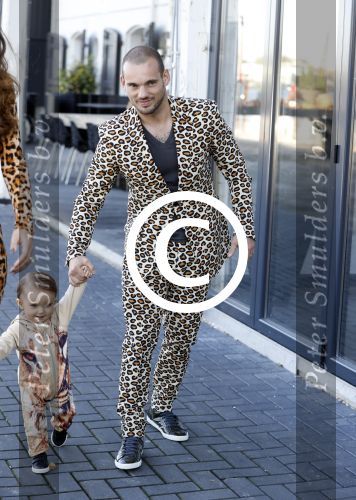 Amsterdam 16 oktober 2016
Wesley Sneijder en Yolanthe Sneijder Cabau vieren de 1e verjaardag van Xess Xava in de Harbour Club en het thema is Lion King. Ook Jessey was er natuurlijk bij.