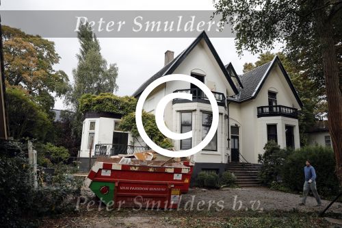 Bussum 13 oktober 2016
Xander de Buisonje werkt meer bij de verbouwing van zijn nieuwe huis.