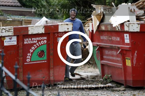 Bussum 13 oktober 2016
Xander de Buisonje werkt meer bij de verbouwing van zijn nieuwe huis.