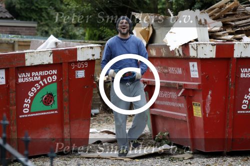 Bussum 13 oktober 2016
Xander de Buisonje werkt meer bij de verbouwing van zijn nieuwe huis.