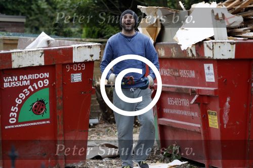 Bussum 13 oktober 2016
Xander de Buisonje werkt meer bij de verbouwing van zijn nieuwe huis.