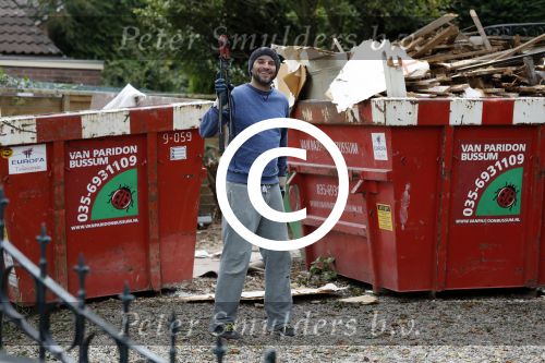 Bussum 13 oktober 2016
Xander de Buisonje werkt meer bij de verbouwing van zijn nieuwe huis.