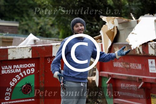 Bussum 13 oktober 2016
Xander de Buisonje werkt meer bij de verbouwing van zijn nieuwe huis.