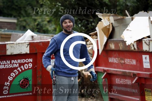Bussum 13 oktober 2016
Xander de Buisonje werkt meer bij de verbouwing van zijn nieuwe huis.