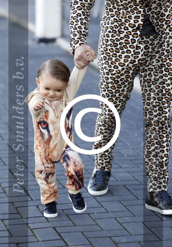Amsterdam 16 oktober 2016
Wesley Sneijder en Yolanthe Sneijder Cabau vieren de 1e verjaardag van Xess Xava in de Harbour Club en het thema is Lion King. Ook Jessey was er natuurlijk bij.