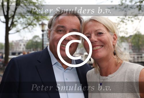 Amsterdam, 23 Augustus 2017 Premiere van Het Zwanenmeer
Aad Ouburg met partner Dorien Bey