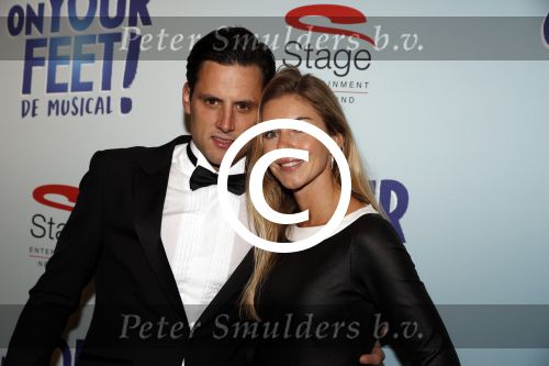 Utrecht 29 oktober 2017
Premiere on your feet in beatrixtheater in Utrecht. Anouk Hogendijk met vriend