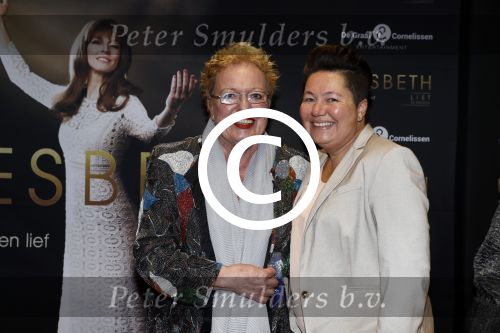 Amsterdam 2 oktober 2017
Premiere Liesbeth List de musical in Carre. Astrid Nijgh met partner